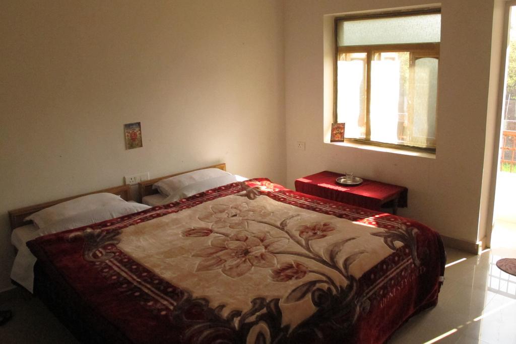 Suma Guest House Bodh Gaya Bilik gambar