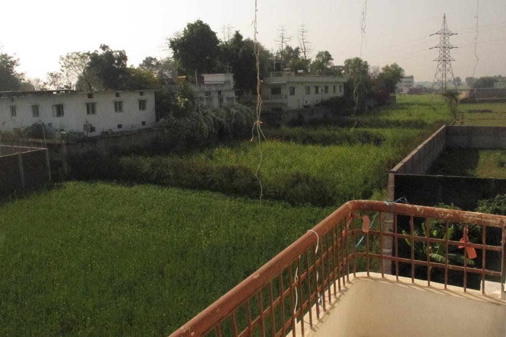 Suma Guest House Bodh Gaya Bilik gambar