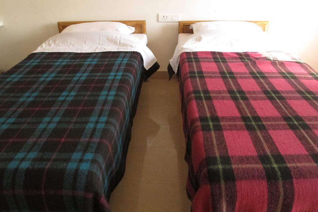 Suma Guest House Bodh Gaya Luaran gambar
